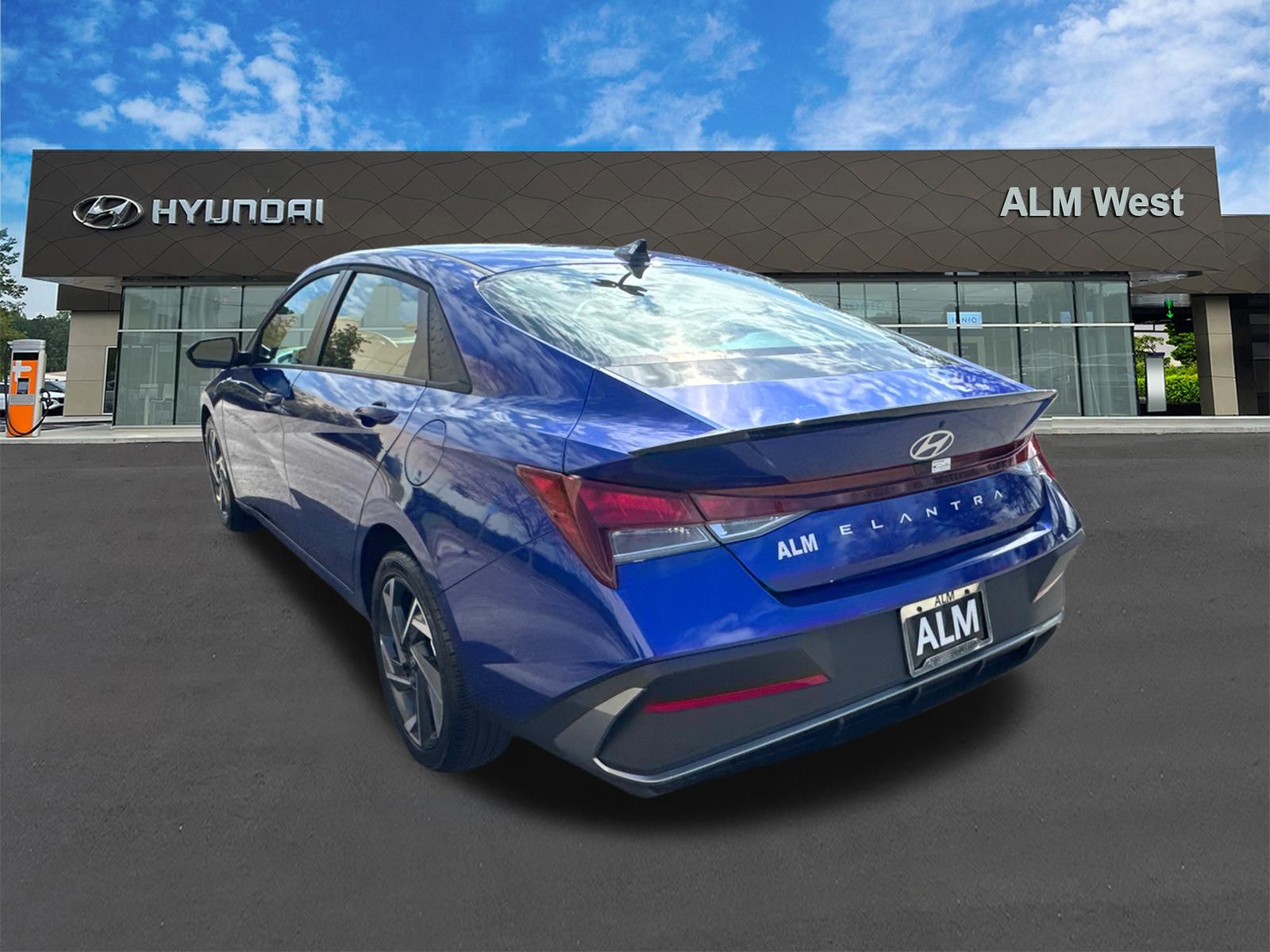 Certified Used 2025 Blue Hyundai SEL Sport image 7
