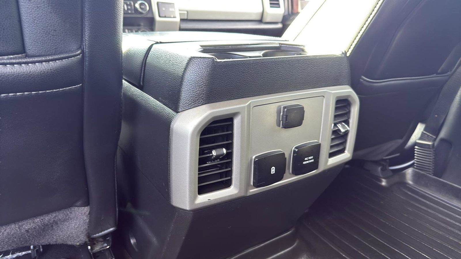 Used Car 2020 Ford F-350sd  Lariat For Sale Under $40,000 In Austin, Texas