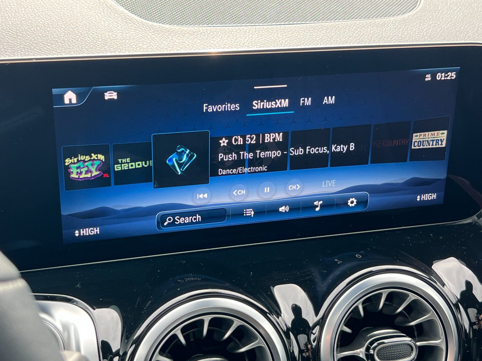 used 2024 Mercedes-Benz GLB car, priced at $39,999