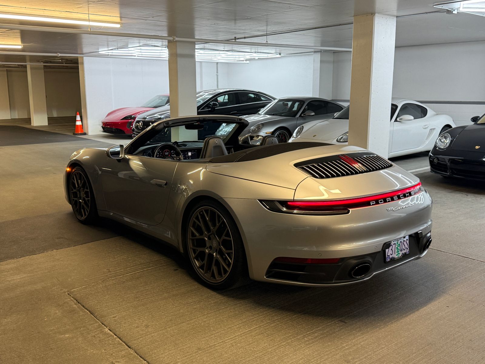 2020 Porsche 911 Carrera 4S — photo 2