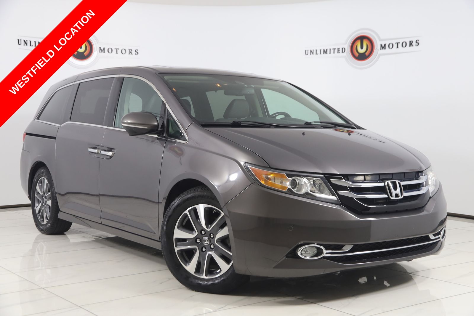 Gray (Modern Steel Metallic) 2016 Honda Odyssey Minivan Front-Wheel Drive 6-Speed Automatic