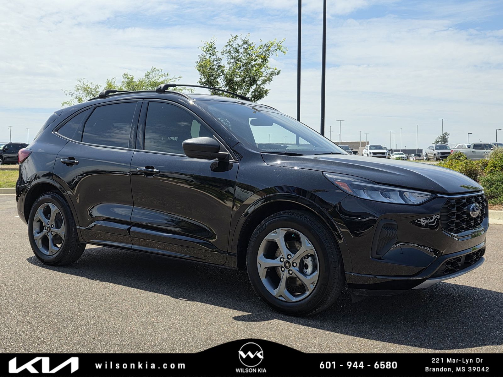 Agate Black Metallic 2024 Ford Escape Hybrid ST-Line FWD SUV / Crossover Front-Wheel Drive Continuously Variable Transmission