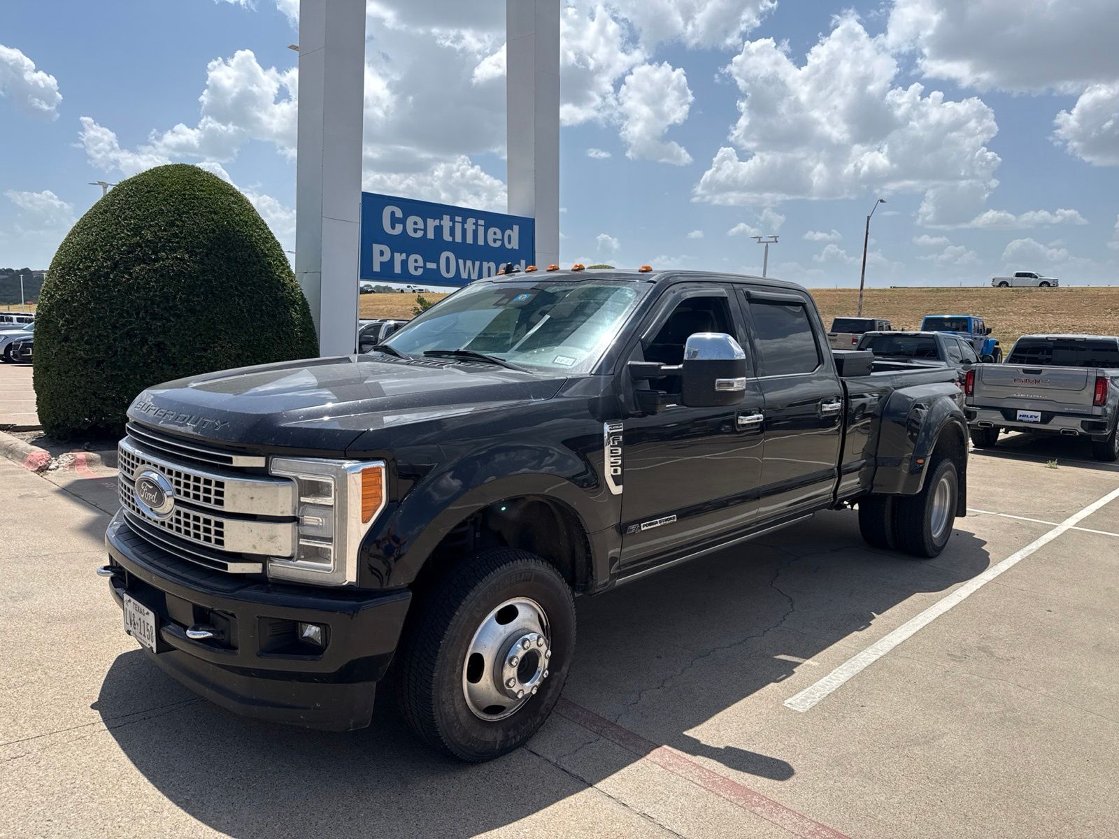 Black Metallic 2019 Ford F-350 Super Duty Pickup Truck Four-Wheel Drive 6-Speed Automatic