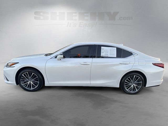 Used 2023 White Lexus 350 image 14