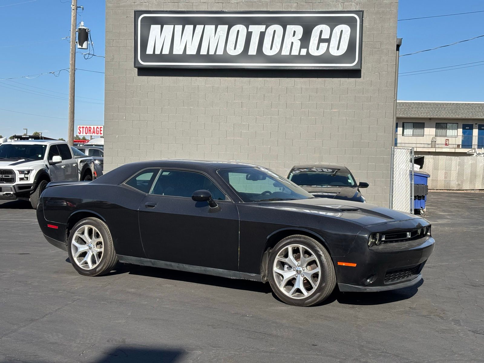 Pitch Black Clearcoat 2016 Dodge Challenger SXT RWD Coupe Rear-Wheel Drive 8-Speed Automatic