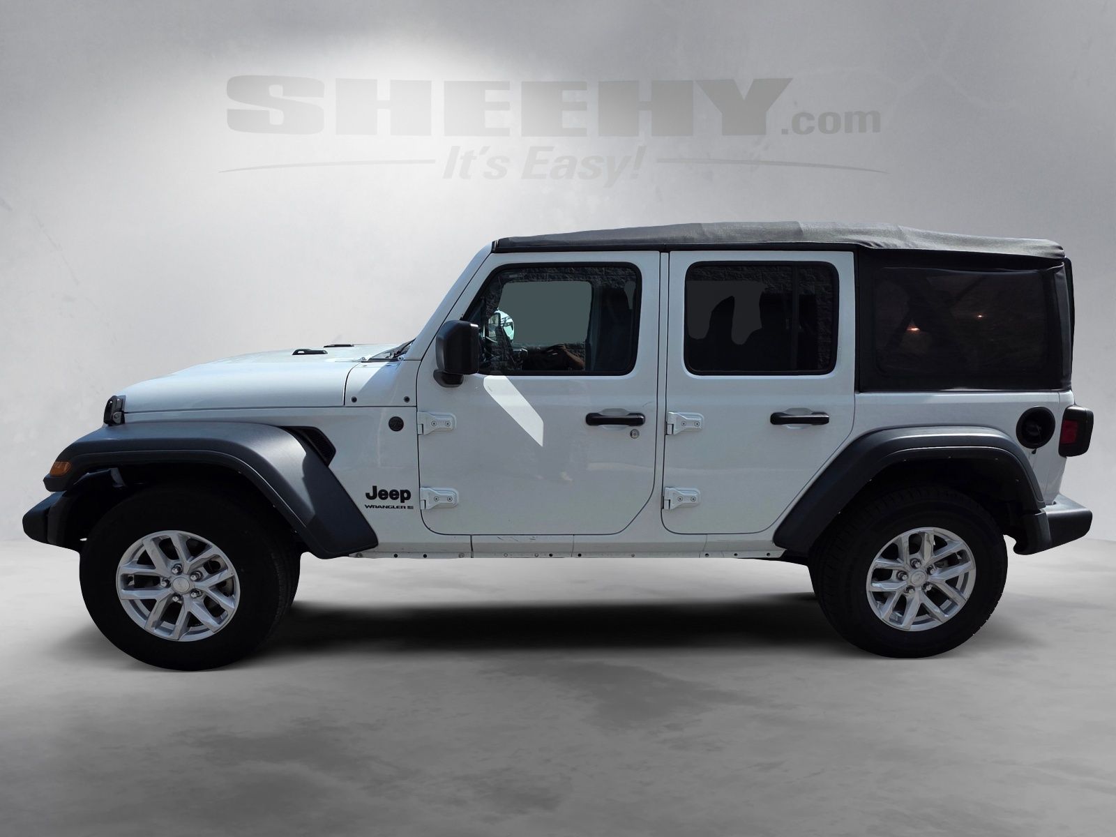 Used 2023 White Jeep Sport S image 15