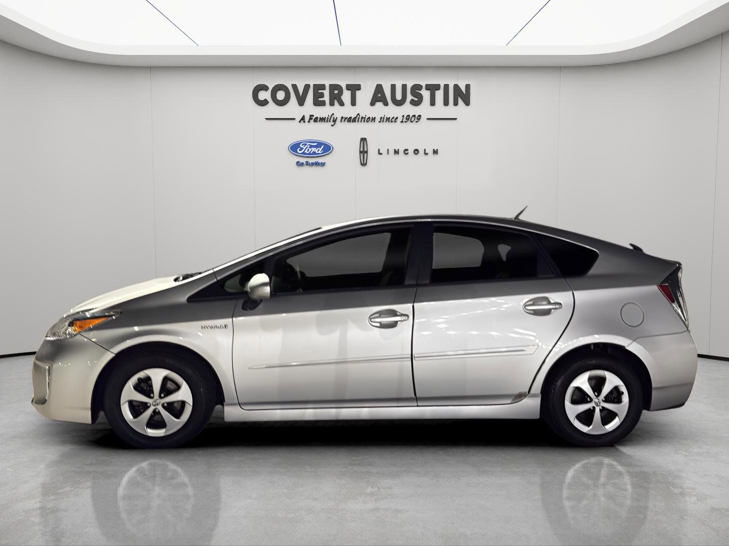 Used Car 2015 Toyota Prius  Two For Sale Under $10,000 In Austin, Texas