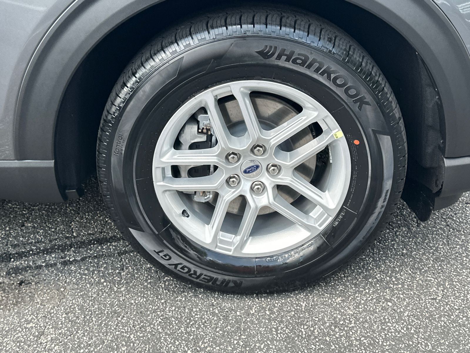 New 2026 Carbonized Gray Metallic Ford Active image 13