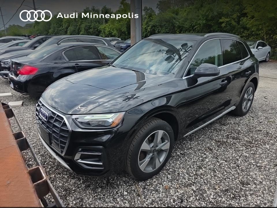 Mythos Black Metallic 2024 Audi Q5 SUV / Crossover All-Wheel Drive 7-Speed Automatic