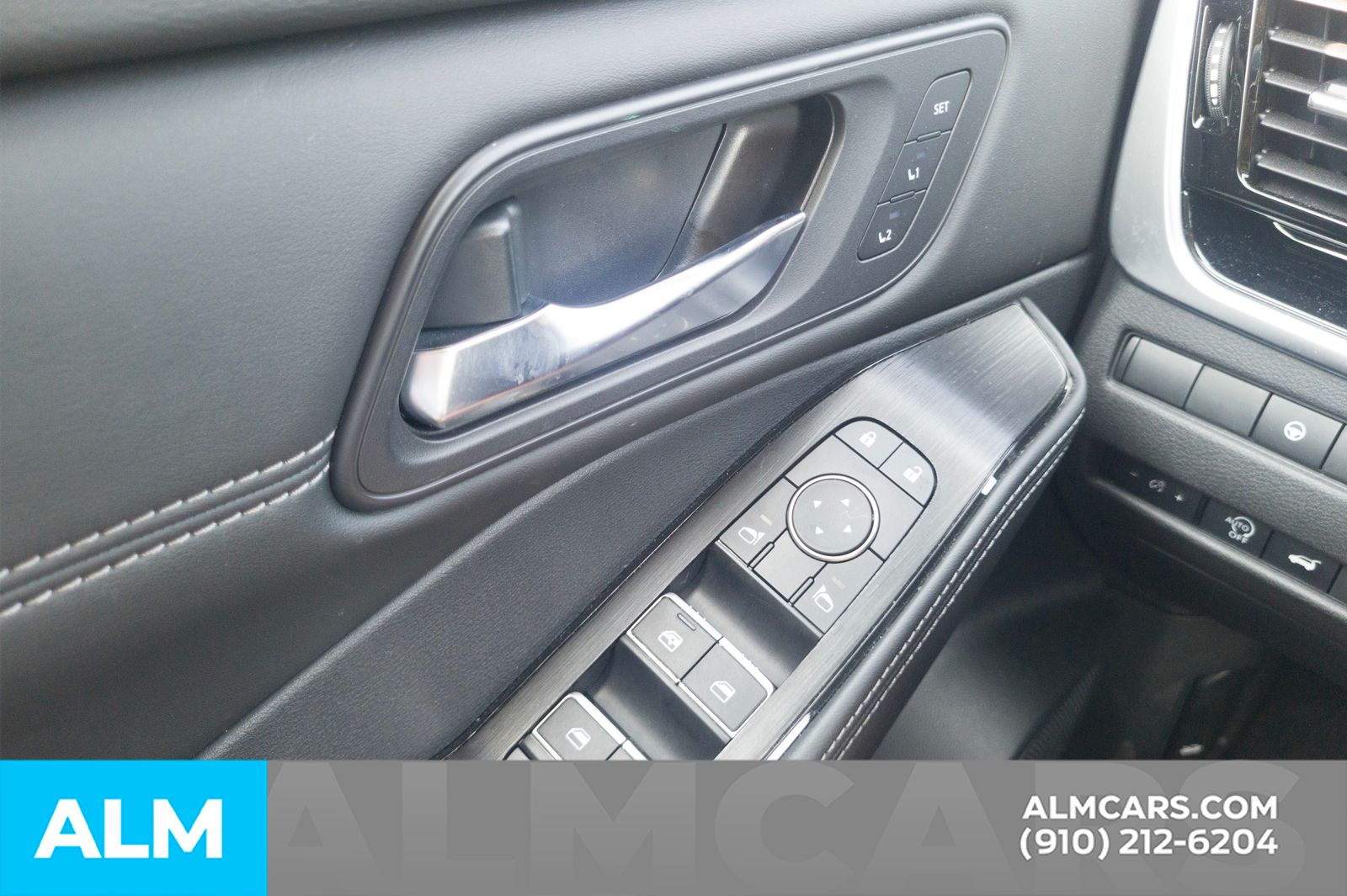 Used 2024 Gray Nissan SL image 16