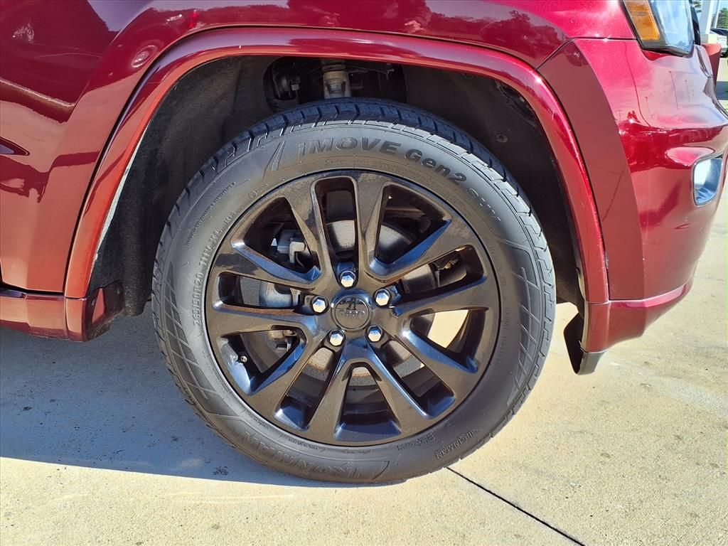 2019 Jeep Grand Cherokee Altitude Red at DeMontrond Auto Country
