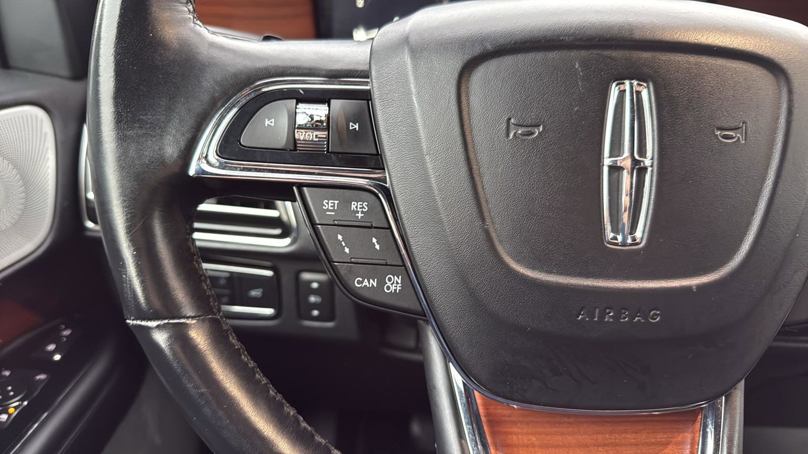 Used Car 2018 Lincoln Navigator L  L Reserve For Sale Under $40,000 In Austin, Texas