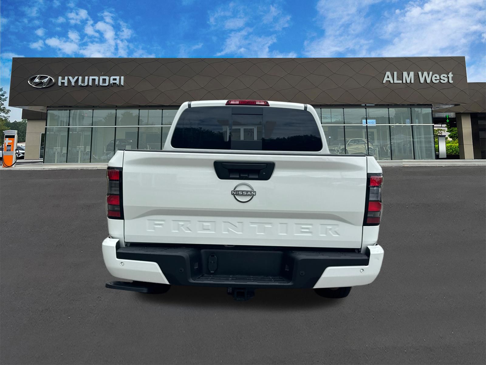 Used 2025 White Nissan SV image 6
