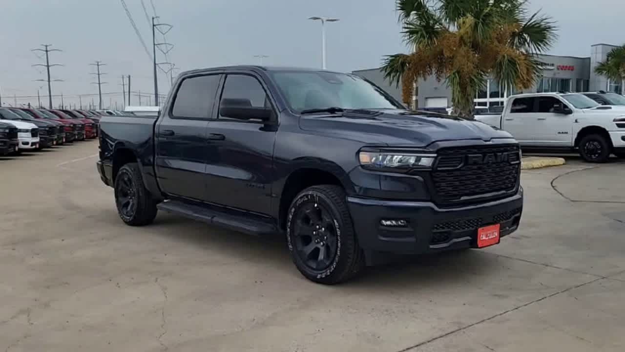 View vehicle photo 2