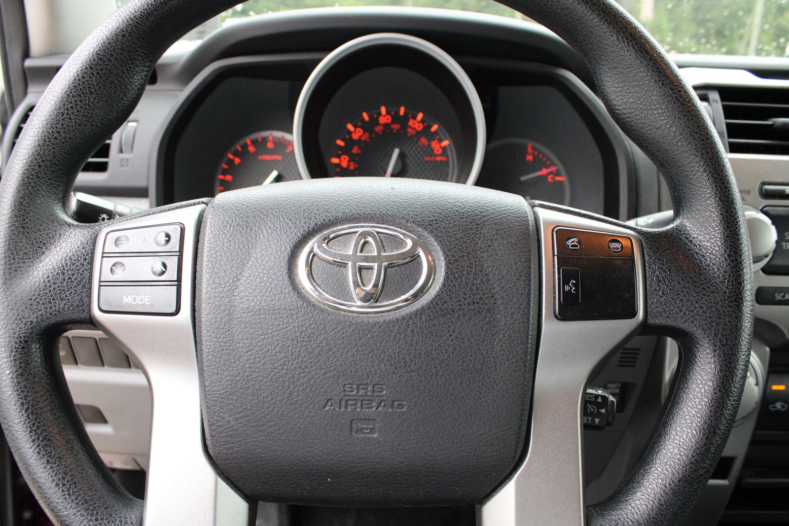 Used 2011 Red Toyota SR5 image 15