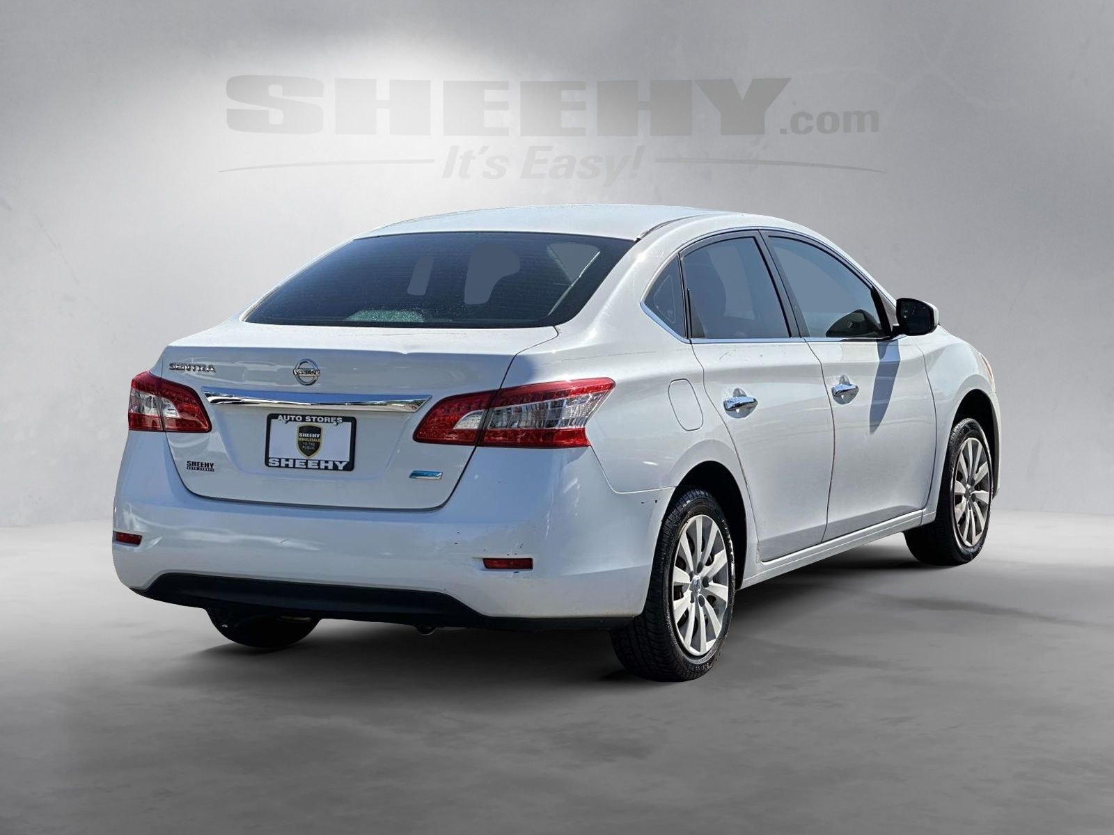 Used 2014 White Nissan S image 12