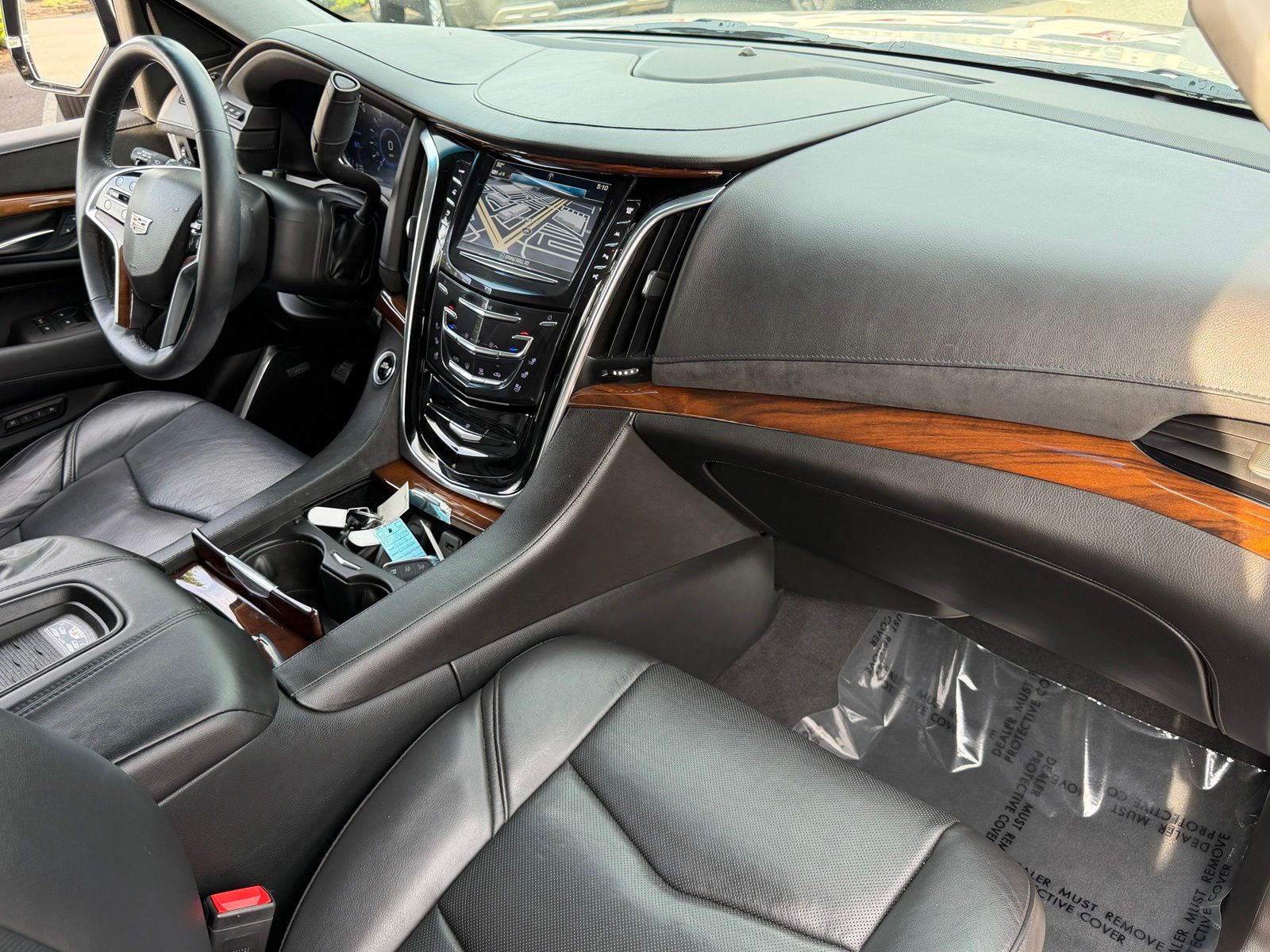 Used 2017 Radiant Silver Metallic Cadillac Luxury image 9