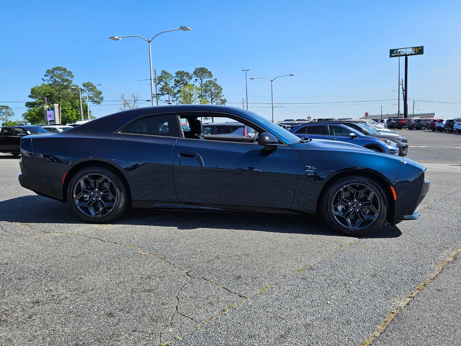 2025 Dodge Charger R/T photo 10