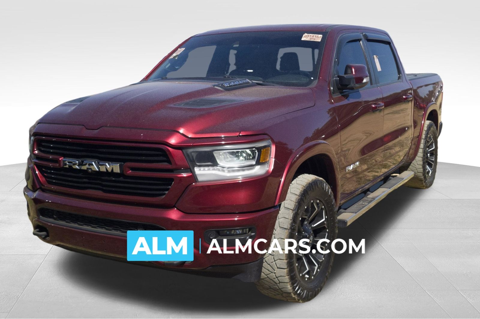 2019 RAM 1500 Laramie 4x4 Crew Cab 5'7's photo