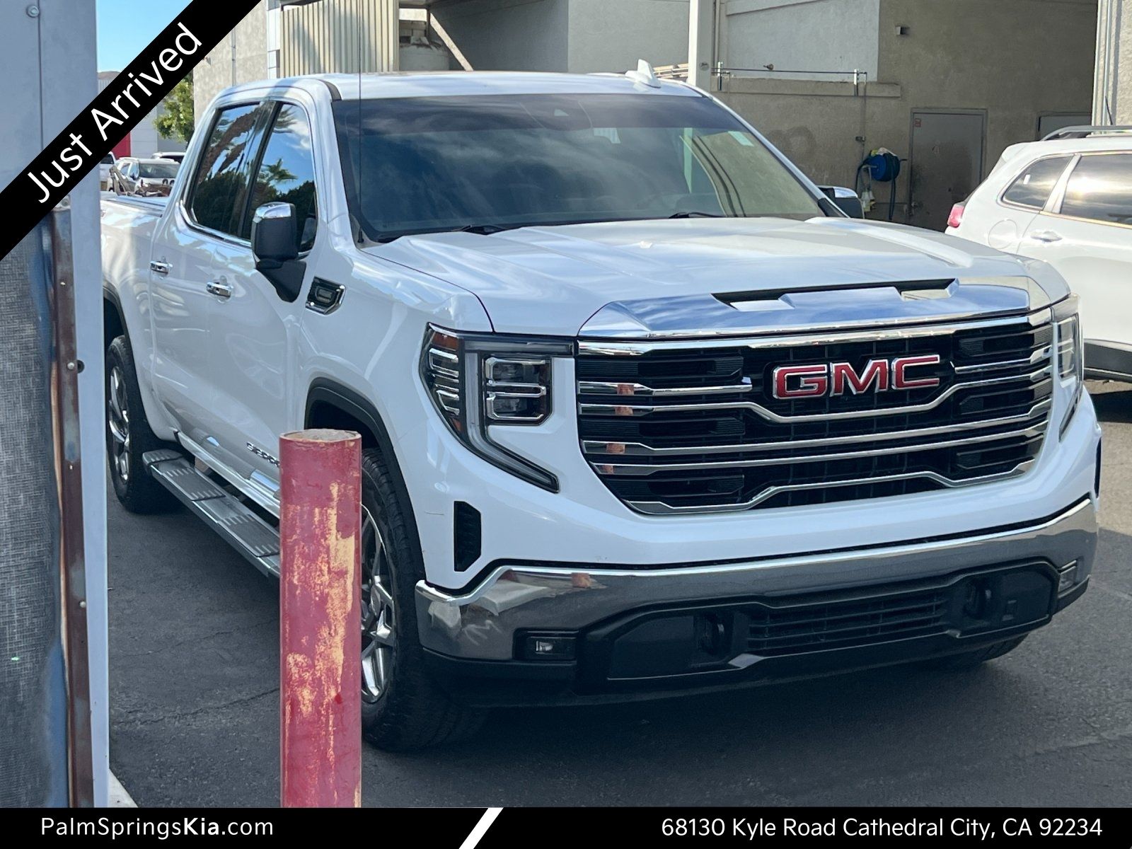 2023 GMC Sierra 1500 SLT Crew Cab 4WD