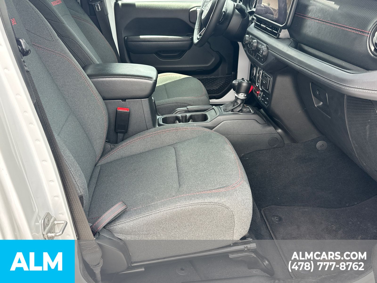Used 2025 White Jeep Rubicon image 15