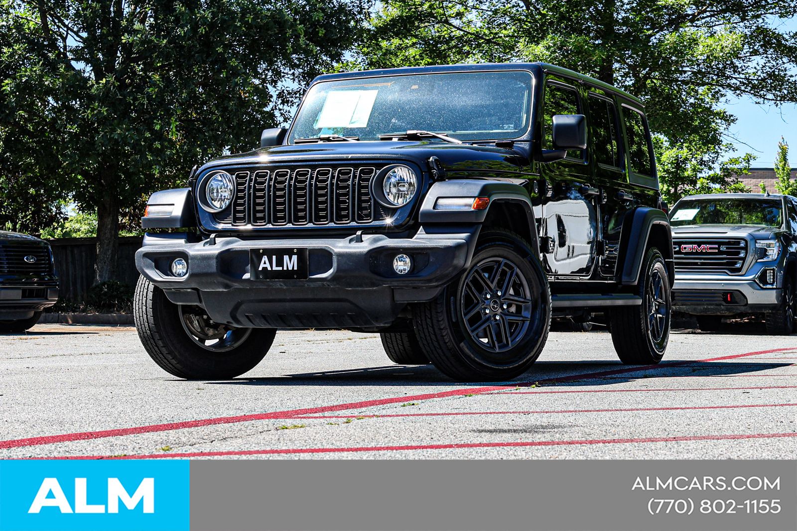 Used 2024 Black Jeep Sport S image 3
