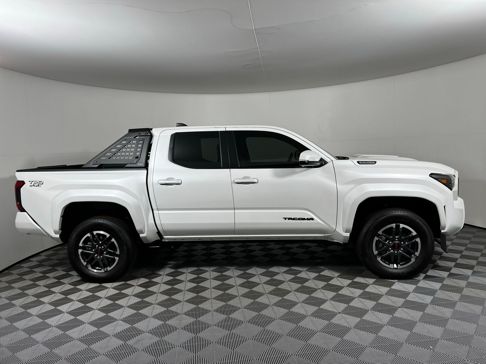 Thumbnail: 2025 Toyota Tacoma - 15