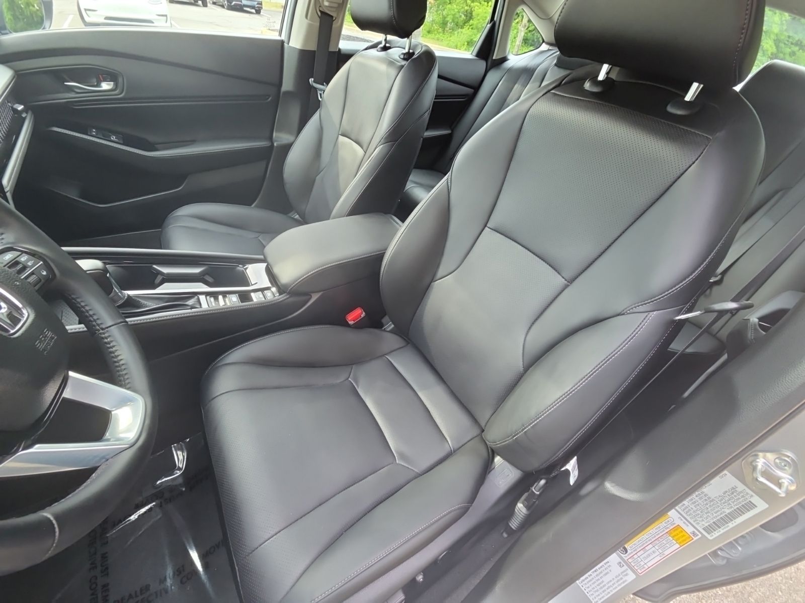 Used 2024  Honda Touring image 9