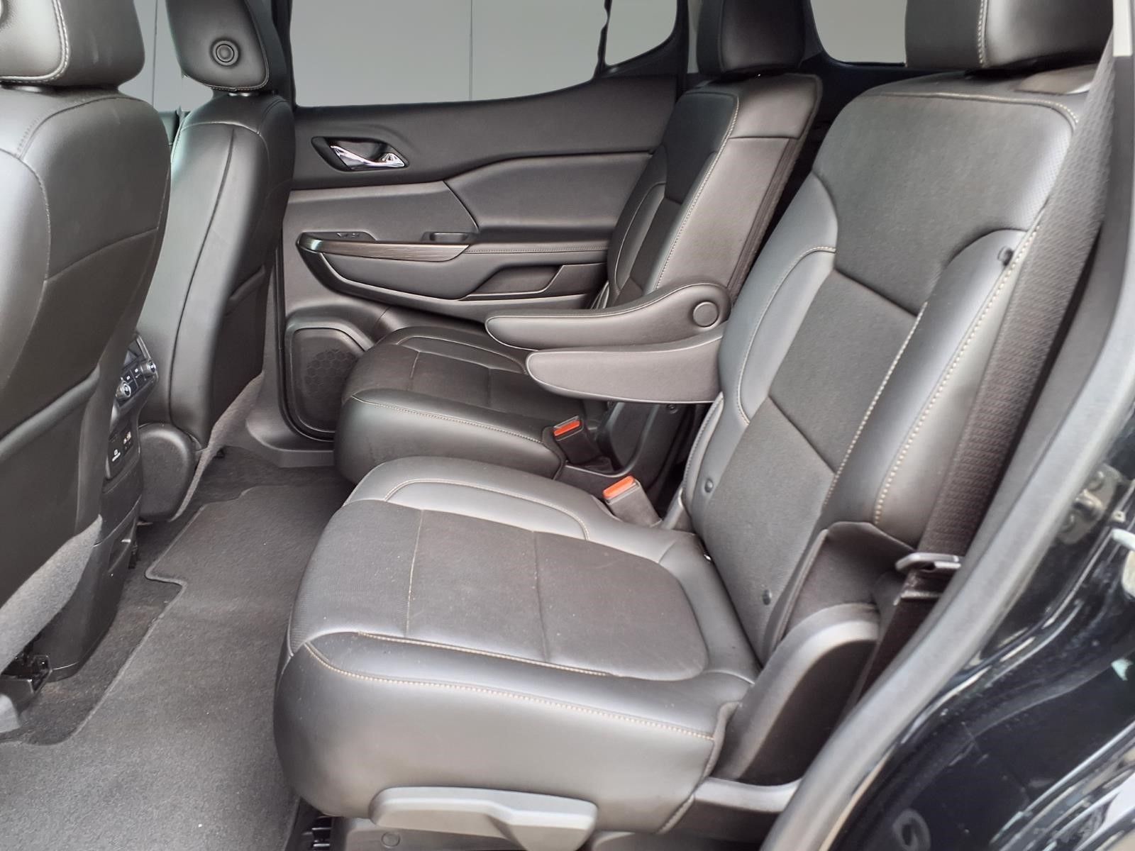 2021 GMC Acadia SLT Black at AutoSavvy Houston Southwest