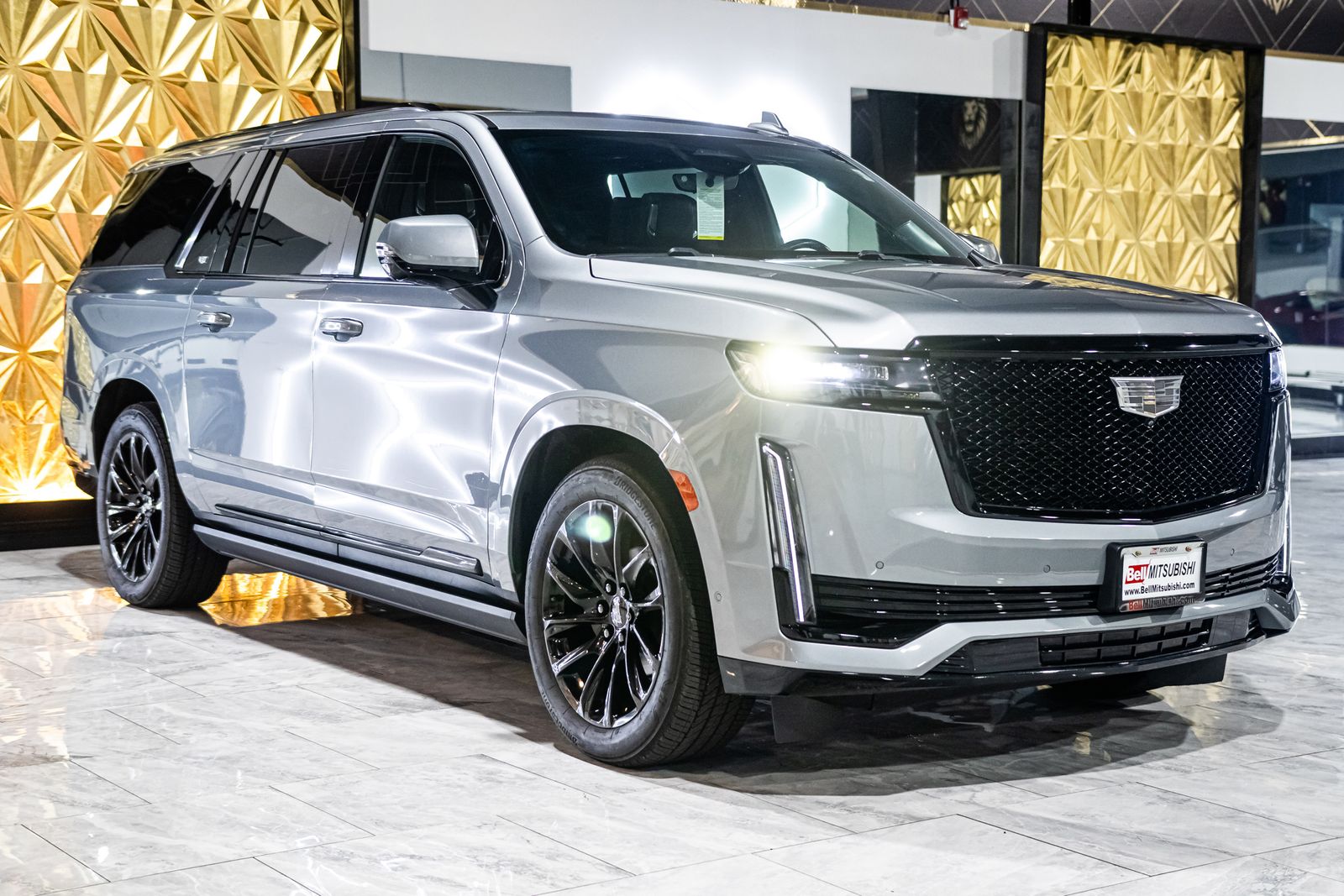Argent Silver Metallic 2023 Cadillac Escalade ESV SUV / Crossover Four-Wheel Drive Automatic