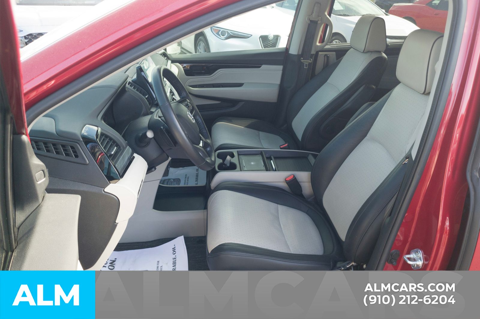 2025 Honda Odyssey Elite photo 13