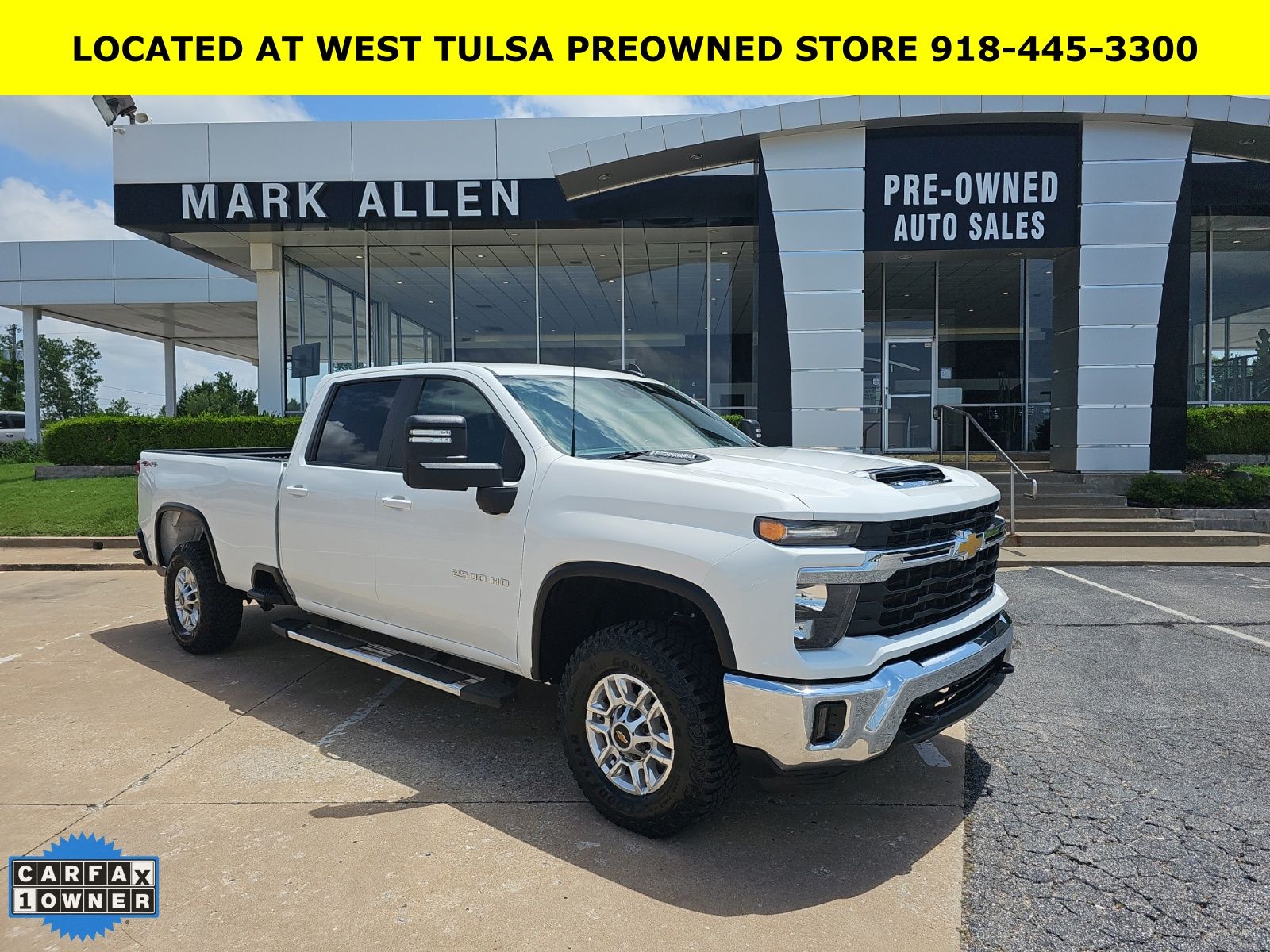 2025 Chevrolet Silverado HD LT 4WD Crew Cab Standard Box's photo