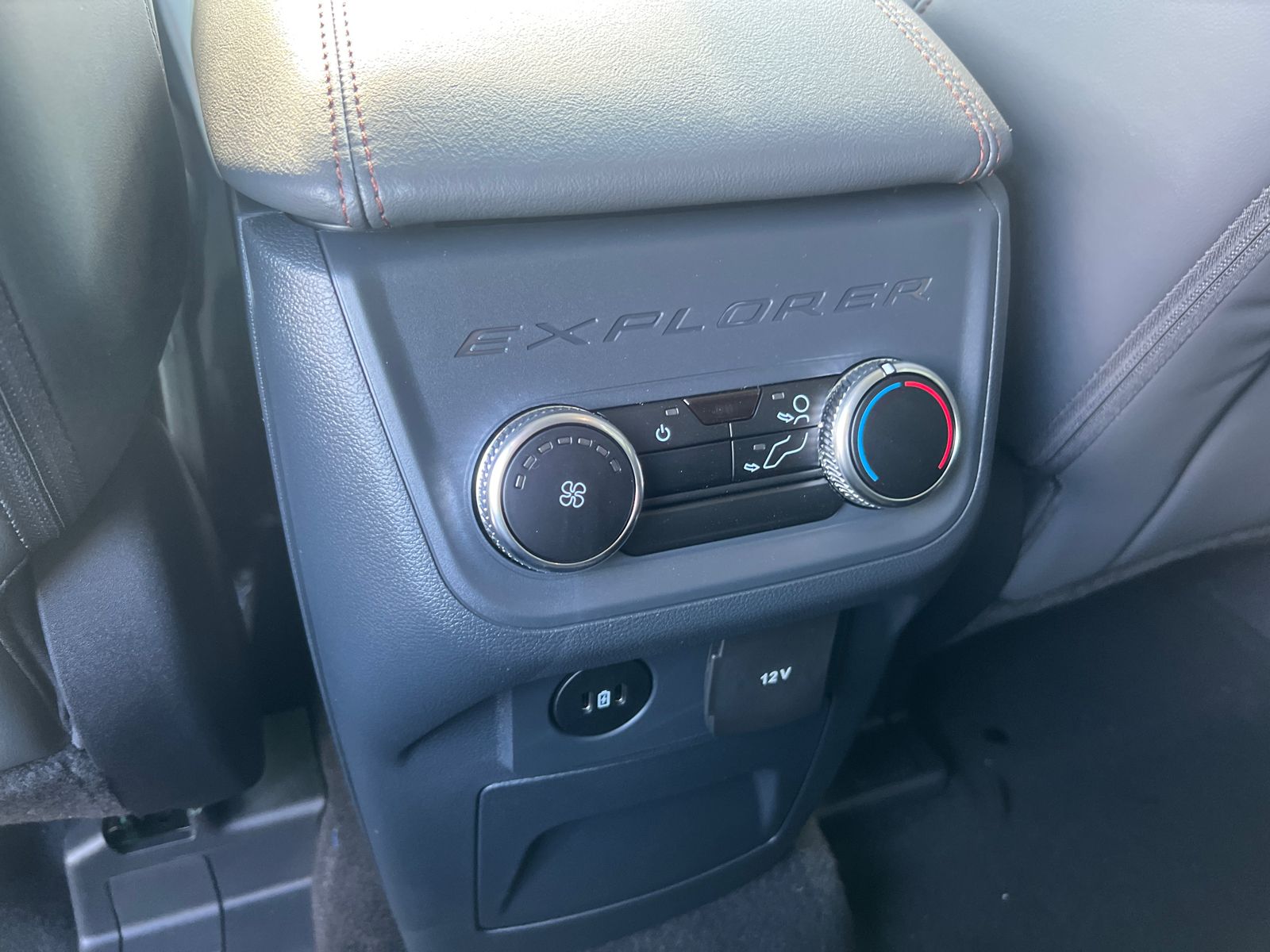 New 2026 Carbonized Gray Metallic Ford Active image 18