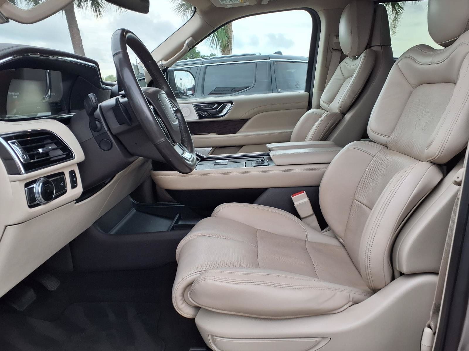 2020 Lincoln Navigator Reserve Brown at Classic Elite Chevrolet Sugar Land