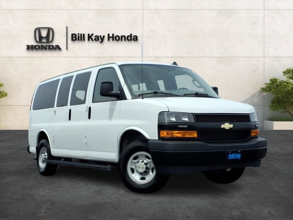 Summit White 2023 Chevrolet Express 2500 LS RWD Van Rear-Wheel Drive 8-Speed Automatic Overdrive