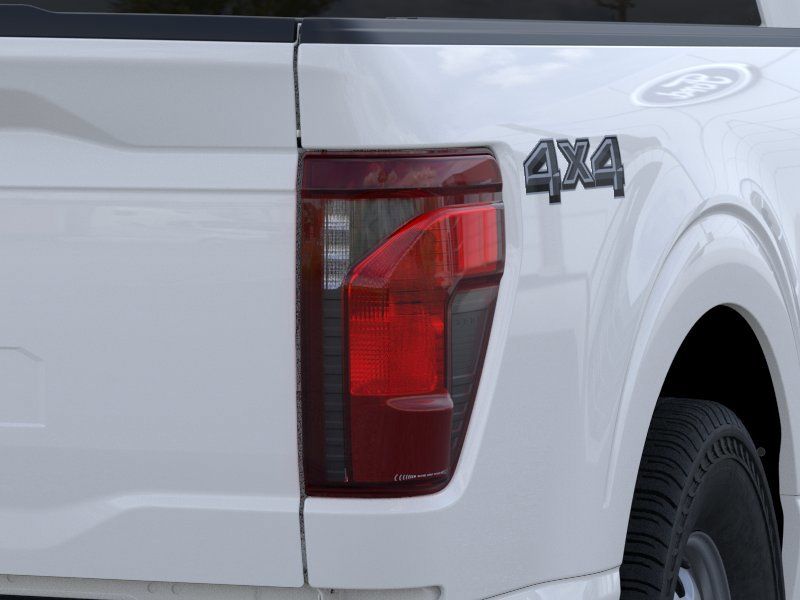 New 2026 Oxford White Ford XL image 21