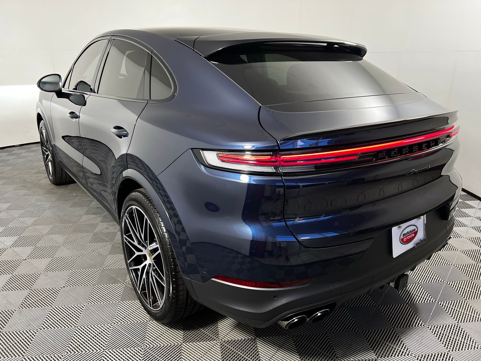 Thumbnail: 2024 Porsche  - 7