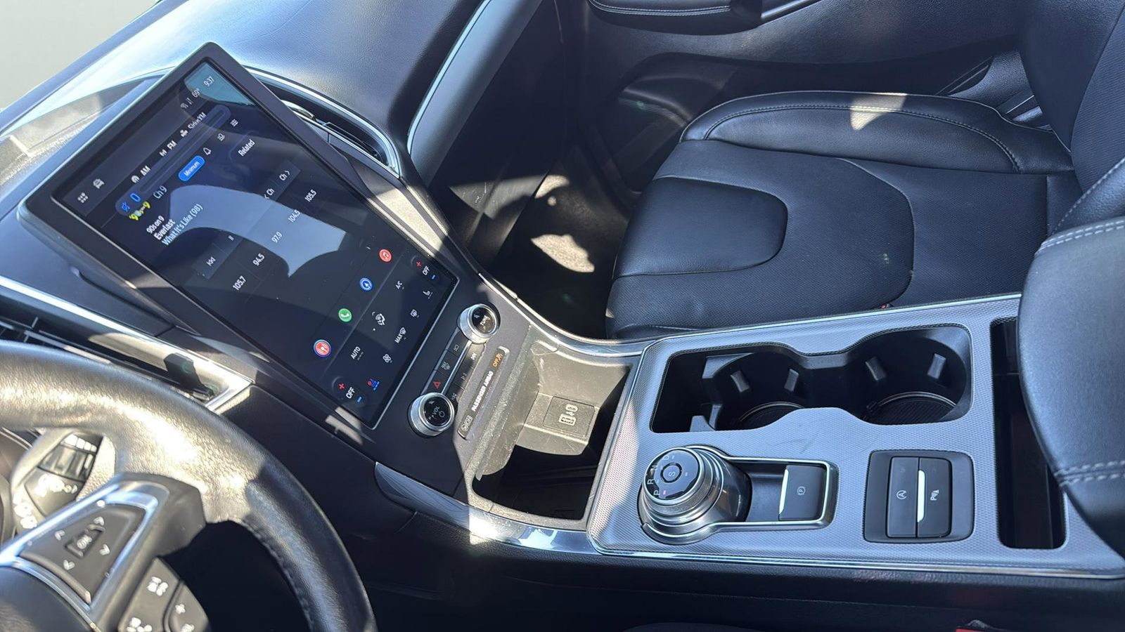 Used Car 2022 Ford Edge  Titanium For Sale Under $25,000 In Austin, Texas