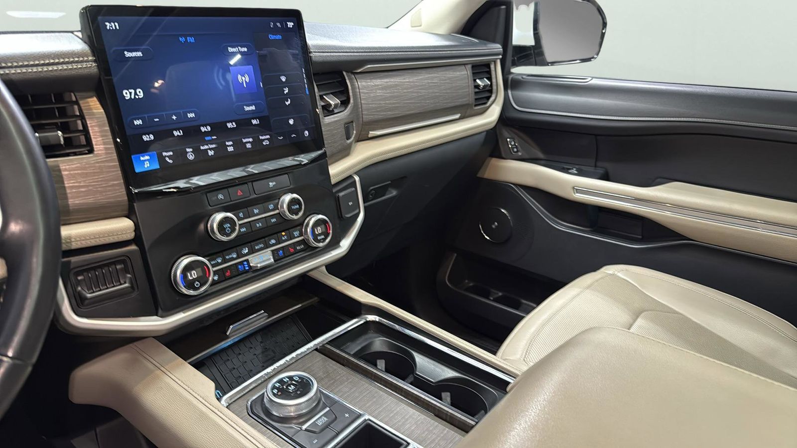 Used Car 2024 Ford Expedition Max  Limited For Sale Under $60,000 In Austin, Texas