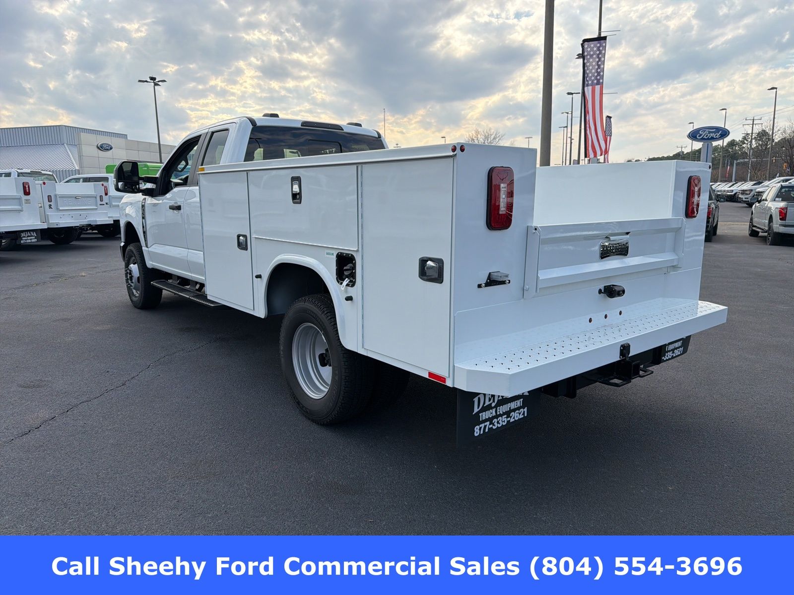 2026 Ford F-350 Super Duty Chassis Cab XL - Photo 8