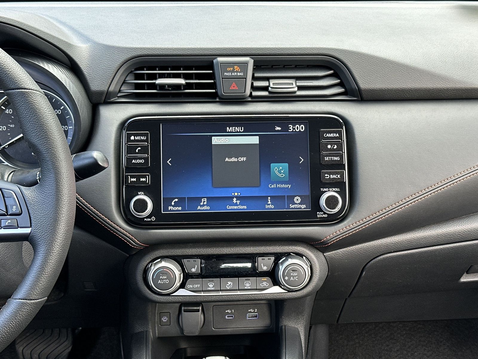 2025 Nissan Versa 1.6 SR photo 3