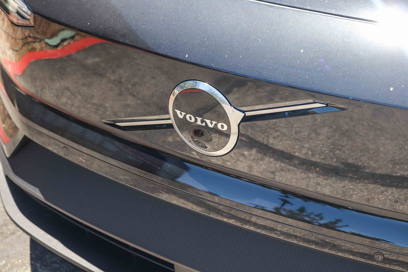 2026 Volvo EX30 Ultra - Photo 10