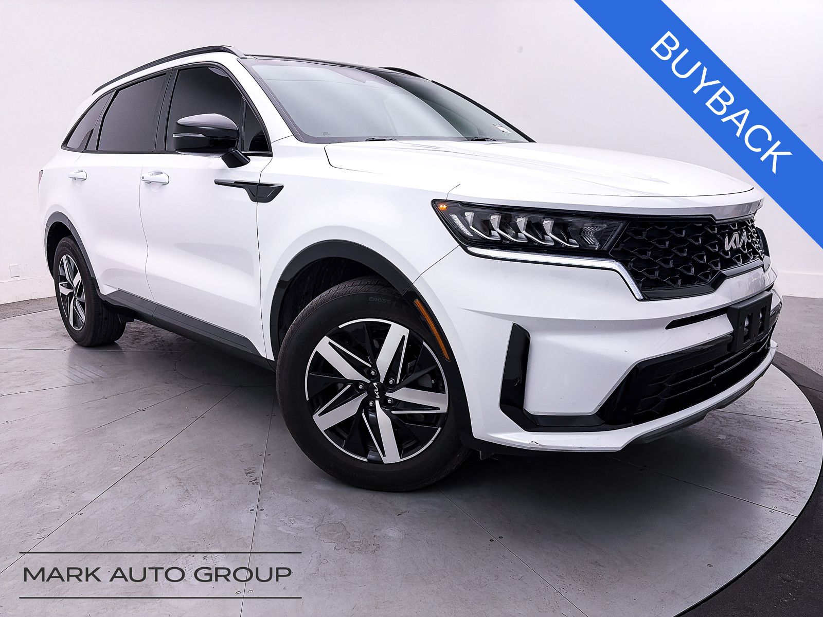 2023 Kia Sorento S