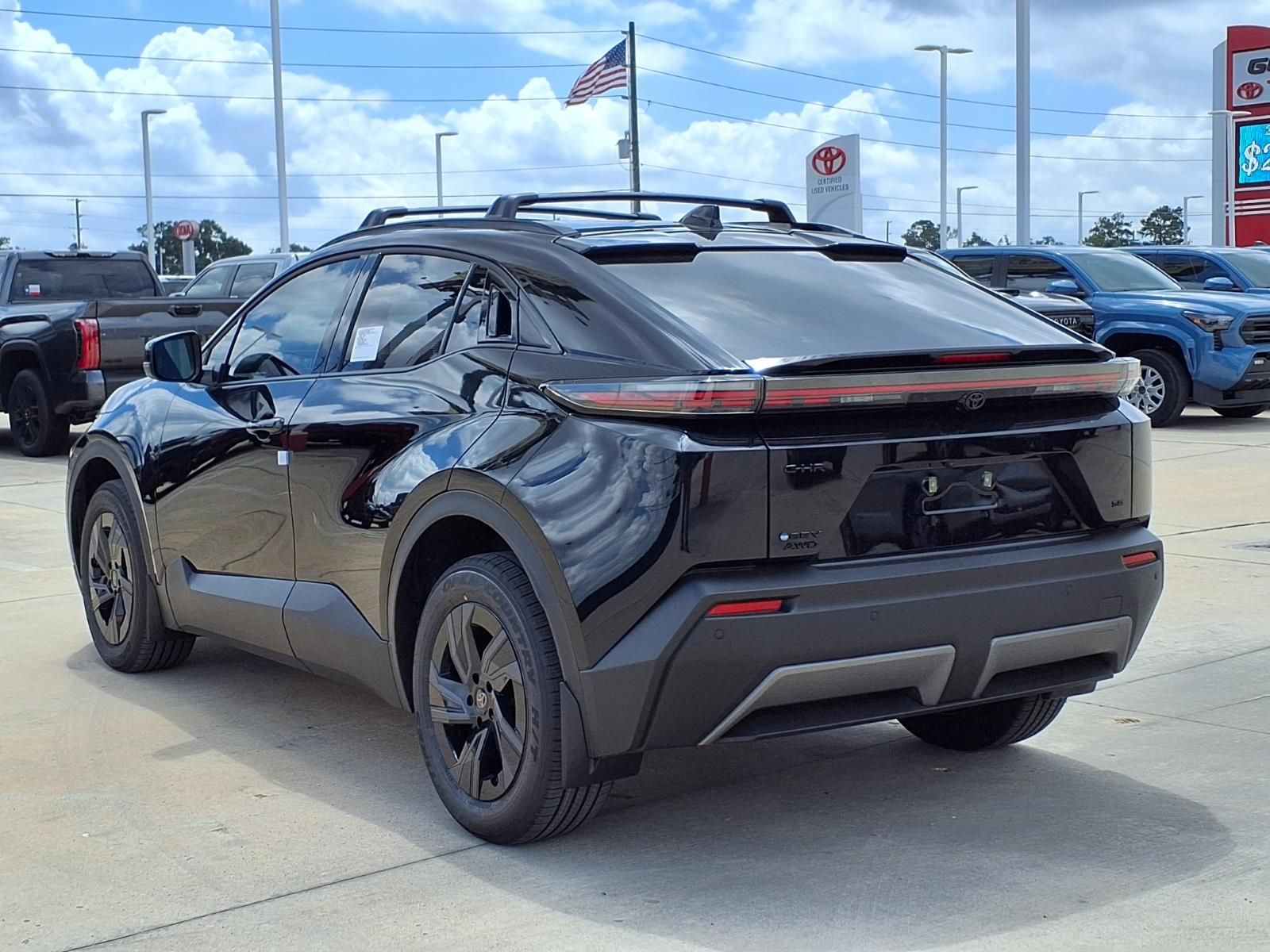 2026 Toyota C-HR SE - 1