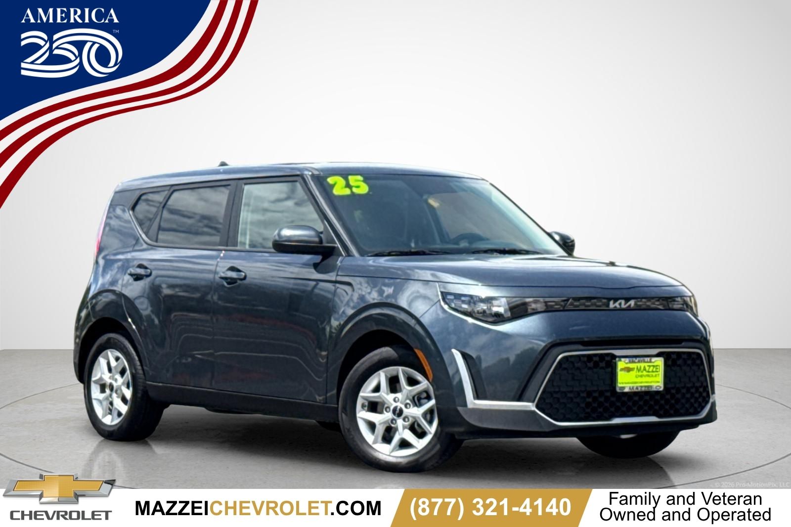 Gravity Gray 2025 Kia Soul SUV / Crossover Front-Wheel Drive Continuously Variable Transmission