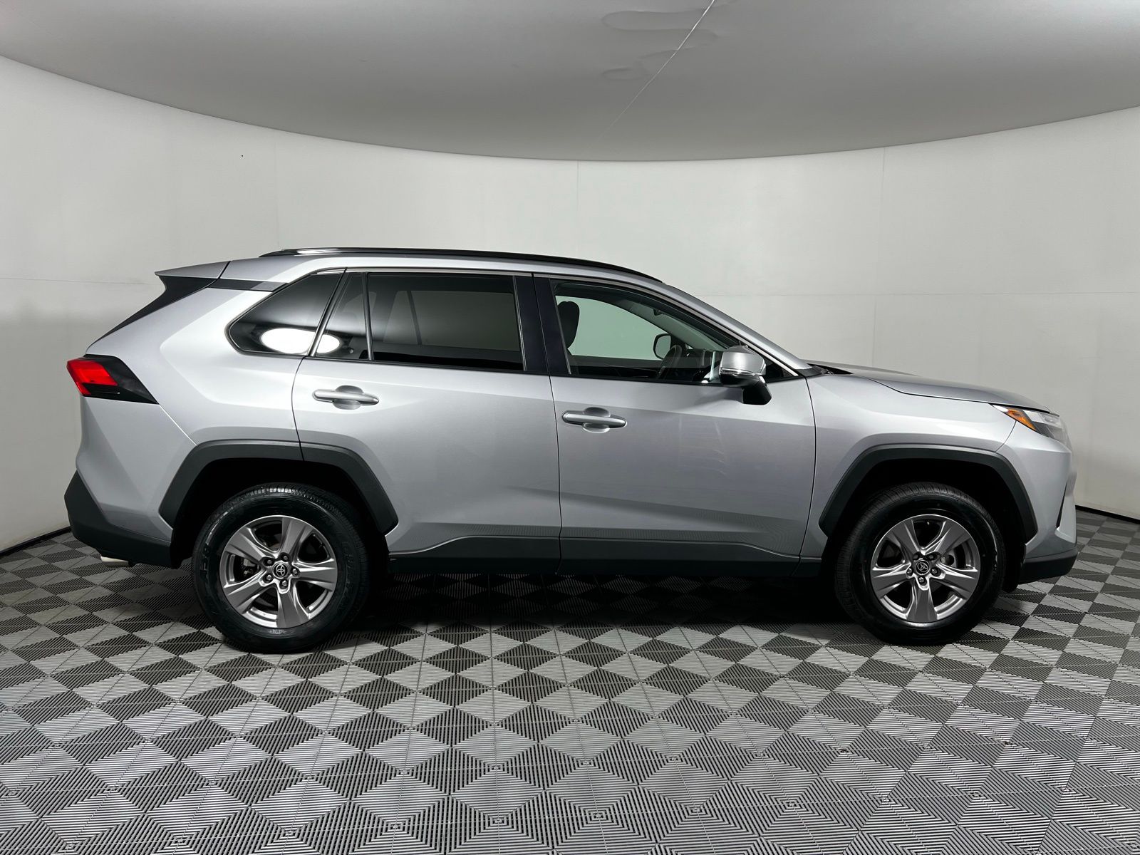 2024 Toyota RAV4 XLE 4
