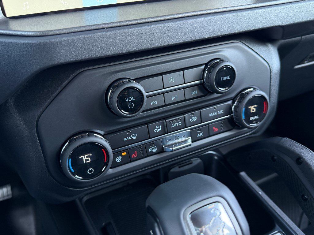 New 2025 Desert Sand Ford Badlands RECON PACKAGE image 22