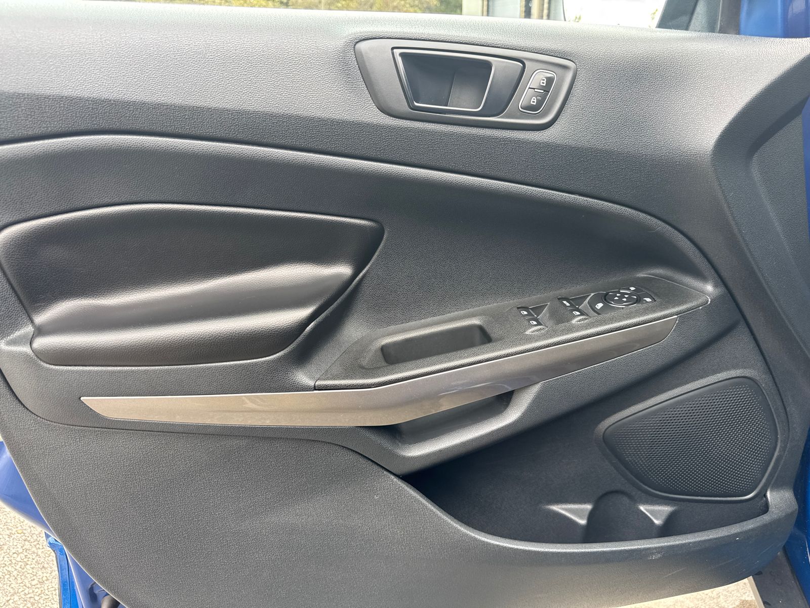 2019 Ford EcoSport SES photo 8