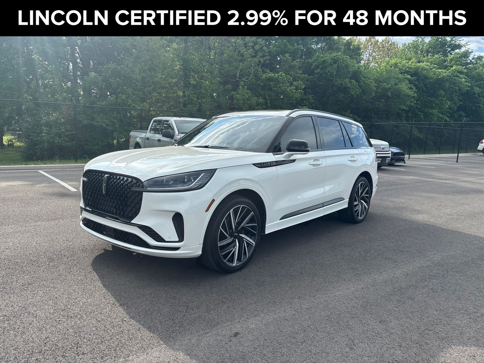 Pristine White Metallic Tri-Coat 2025 Lincoln Aviator SUV / Crossover All-Wheel Drive Automatic