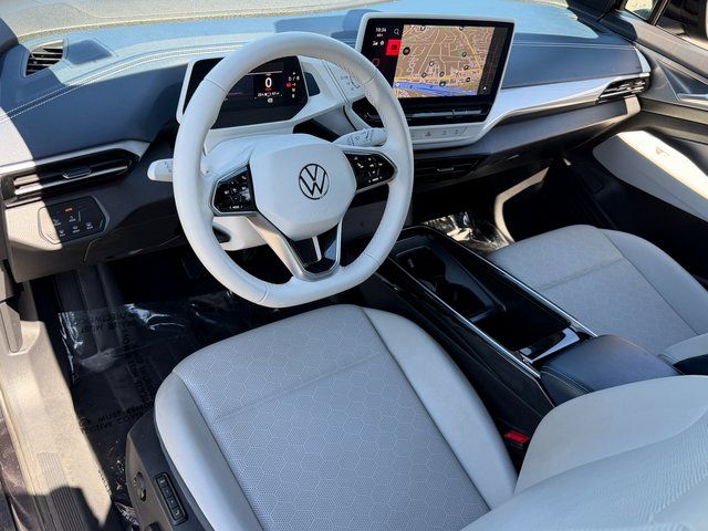 Used 2023 Black Volkswagen Pro S image 21